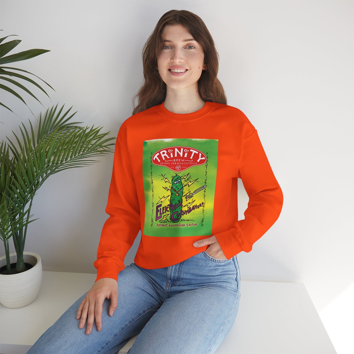TRiNiTY Electrick Cukumbahh (Lighter Colors) - Unisex Heavy Blend™ Crewneck Sweatshirt