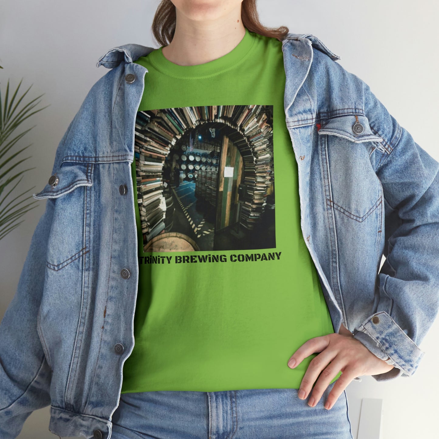 TRiNiTY Book Arch - Unisex Heavy Cotton Tee