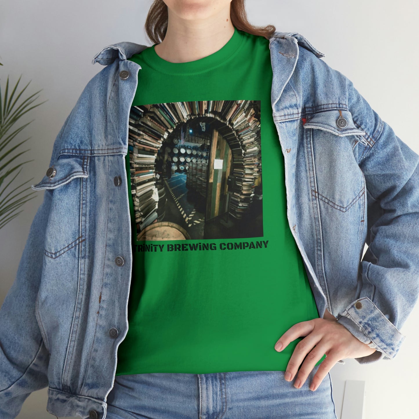 TRiNiTY Book Arch - Unisex Heavy Cotton Tee